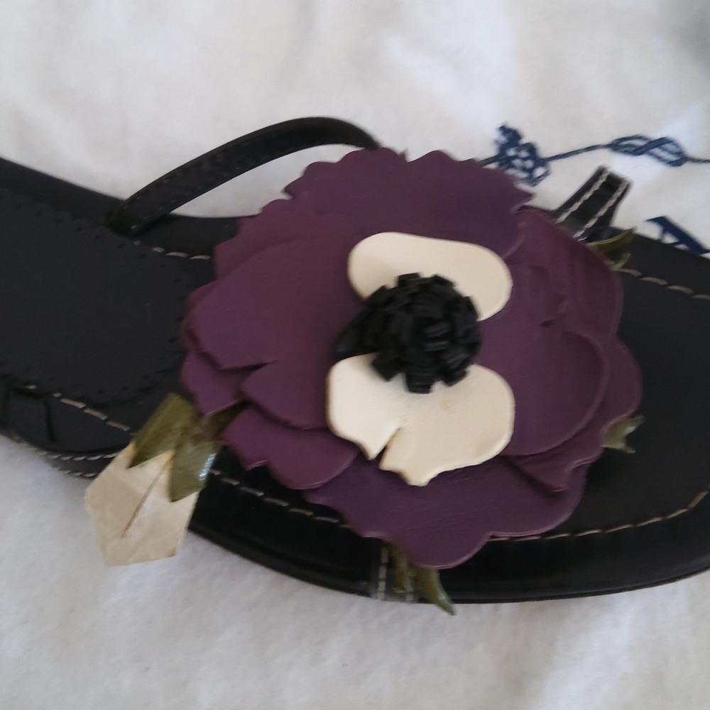 PRADA Black Floral Appliqué Leather Slide Sandals - Picture 3 of 4